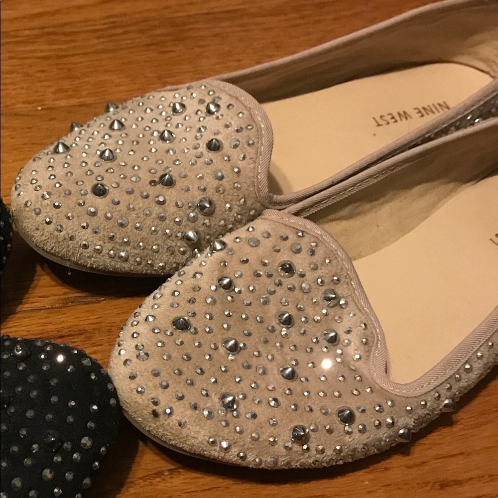 ✨Nude Nine West Flats Studded Flats